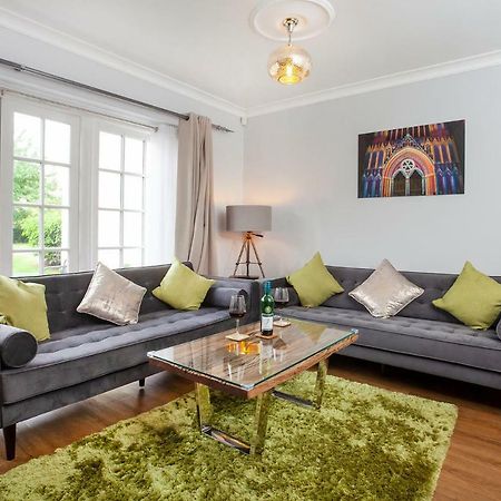 Villa Thomas, Off Leeman Road, Sleeps 9 à York Extérieur photo