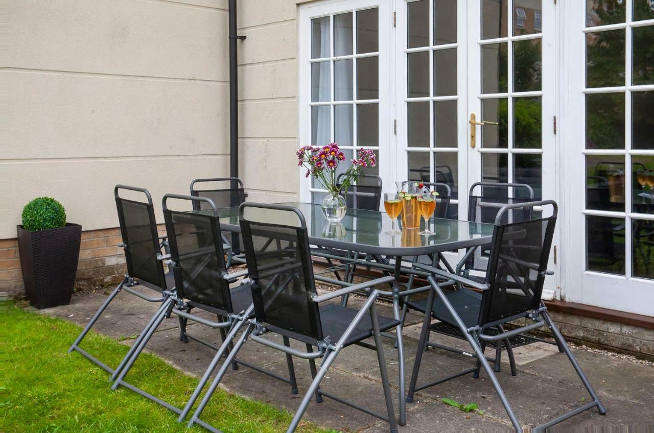 Villa Thomas, Off Leeman Road, Sleeps 9 à York Extérieur photo